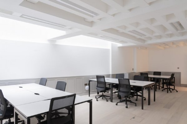 Property at 46 Bedford Row, London, WC1R 4LR